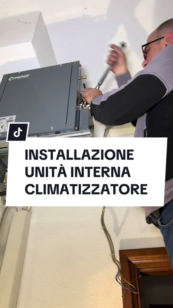 INSTALLAZIONE UNITÀ INTERNA CLIMATIZZATORE