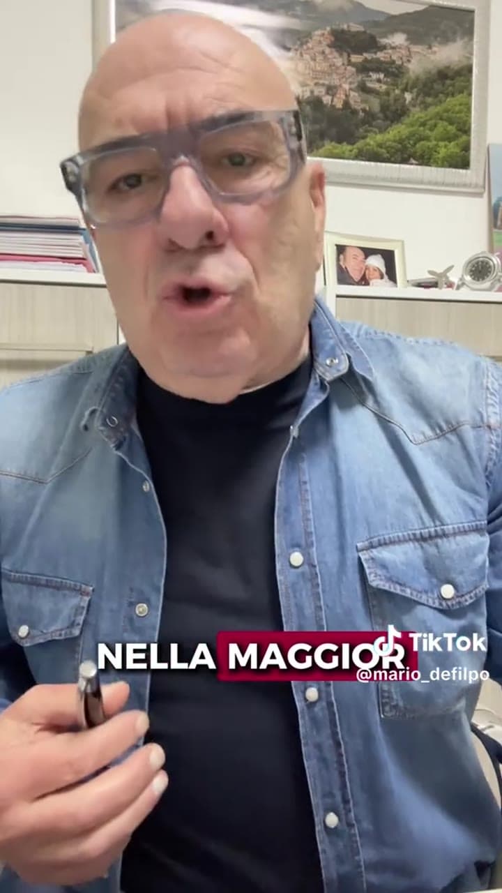 Ogni anno la stessa storia: arriva il primo caldo, accendi il climatizzatore e... nulla. 🥵 Prima di chiamare l’assistenza in preda al panico, ascolta questo consiglio. Spesso non è un guasto, ma solo mancanza di manutenzione preventiva. Giocare d'anticipo in primavera ti permette di risparmiare tempo, soldi e soprattutto di non restare al caldo quando i tecnici sono super impegnati. La tua estate fresca inizia ora! ❄️✨