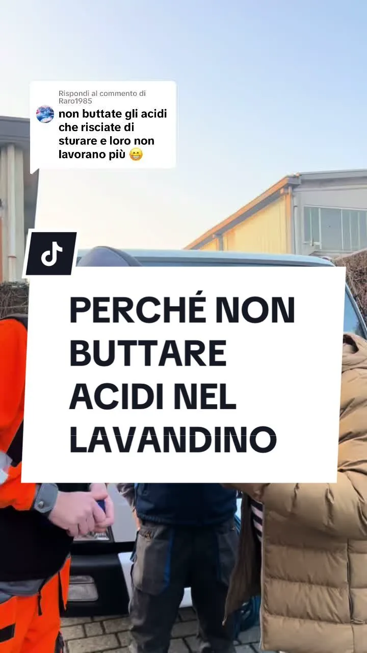 Risposta a @Raro1985 PERCHÉ NON BUTTARE ACIDI NEL LAVANDINO