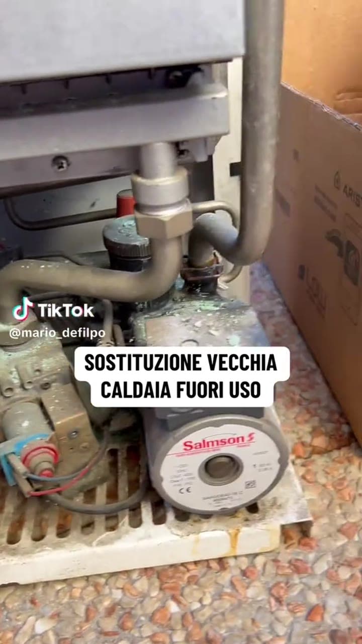 SOSTITUZIONE VECCHIA CALDAIA FUORI USO