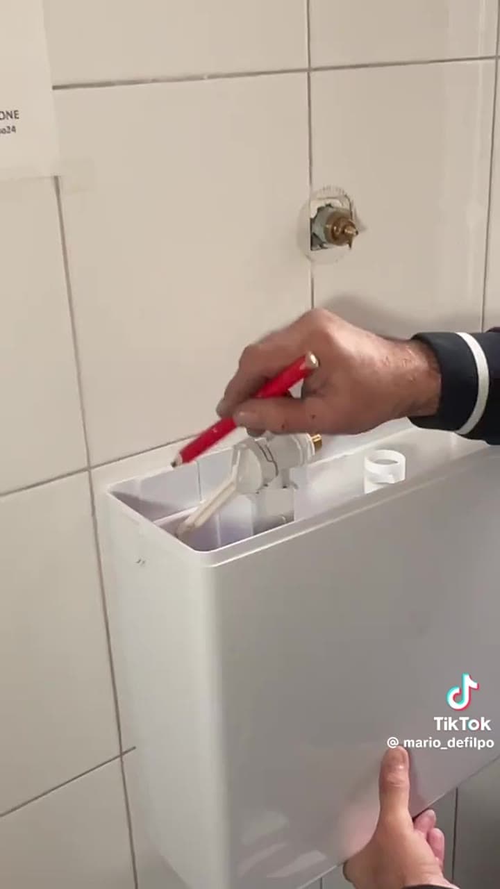 SOSTITUZIONE WC PASSO RAPIDO CON CASSETTA ESTERNA